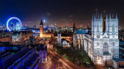 Westminster Abbey at night, London - backiee