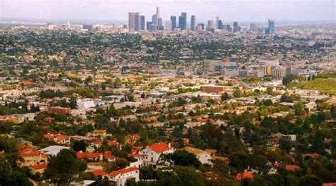 5 Popular Los Angeles Neighborhoods For Young Black Professionals, Singles & Black Families ...