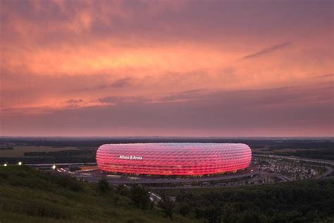 City tour: Munich, Allianz Arena and FC Bayern museum