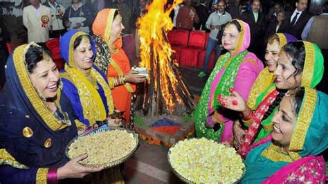 Kite-flying, bonfires mark Lohri celebrations in Punjab