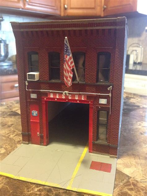 1/64 scale model firehouse - The Off-Duty Lounge - EMTBravo.com