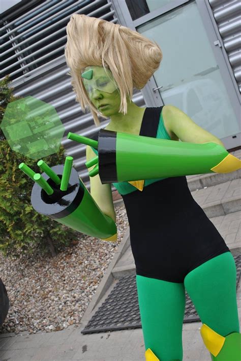 Peridot with Screen - Cosplay by Imitaga on DeviantArt