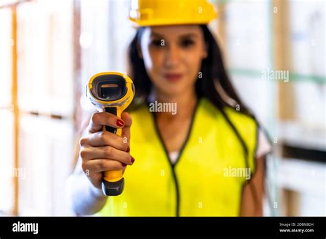 Fifo work hi-res stock photography and images - Alamy