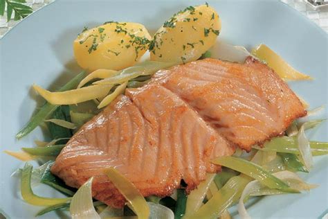 Lachs-Filet-Stücke, natur online kaufen · Köser Online-Shop