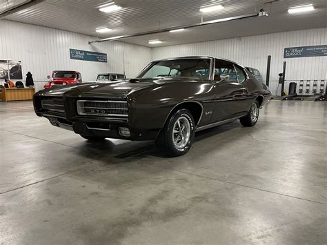 1969 Pontiac GTO | 4-Wheel Classics/Classic Car, Truck, and SUV Sales