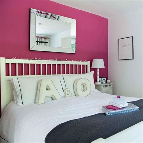 Feature Wall Paint Ideas Bedroom / Feature Wall Ideas to Showcase Your ...