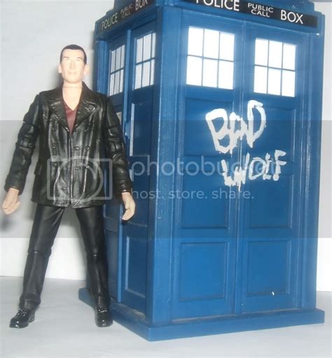 9th Doctor With Bad Wolf Tardis Photo by captain_mac | Photobucket