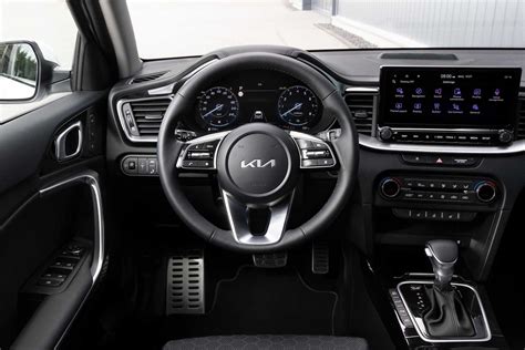 2022 Kia ProCeed GT - Interior Wallpapers #20 - MotorTread