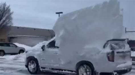 US bomb cyclone: Buffalo Bills players find their cars buried in deep snow | US News | Sky News