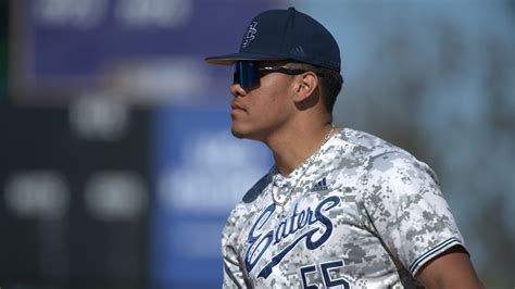 Anteaters Fight for Tight Tuesday Night Win, 3-2 - UCI Athletics