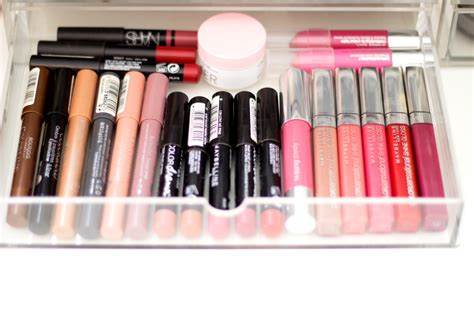 FashStyleLiv: What's in my Muji Drawer? (Update)