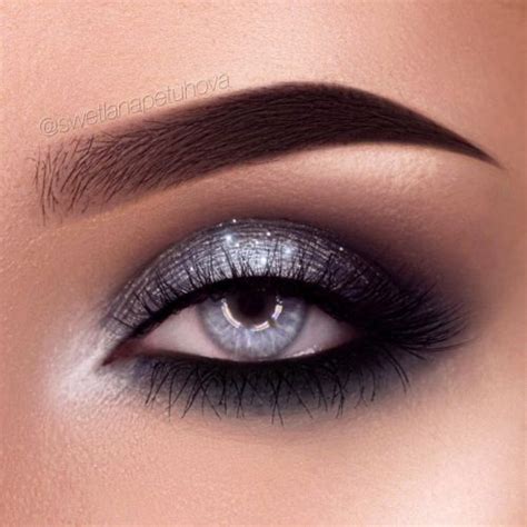 Silver Glitter Smokey Eye Makeup - Makeup Vidalondon