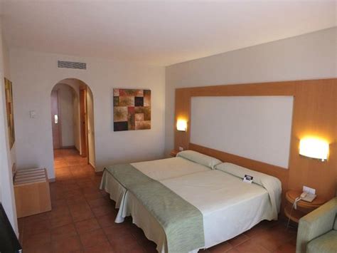 Hotel Best Jacaranda - Prices from £76 (Costa Adeje, Tenerife) - Resort Reviews & Photos ...