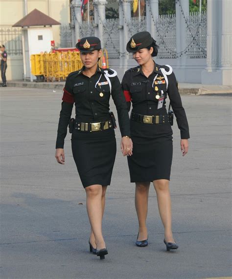 Work Uniforms, Girls Uniforms, Air Hostess Uniform, Military Women ...