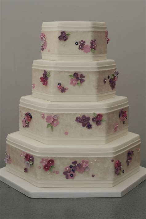 Wedding Cake | Japanese wedding cakes, Wedding cakes, Cake