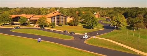 Rockford University Drone Video Reminds You How Pretty Rockford Is