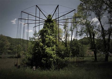 These Photos Of Abandoned Amusement Parks Will Totally Creepy You Out