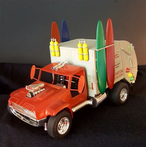 The Garbage Truck. (Done by Russ Hooten) | Garbage truck, Toy car ...