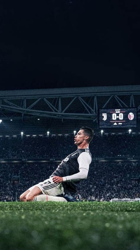 Top 75 Cristiano Ronaldo Wallpapers [ 4k + HD ]