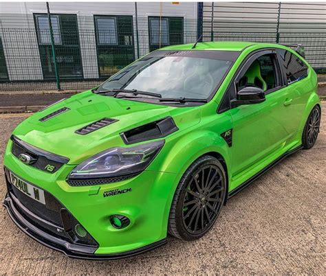 Ford Rs, Ford Focus Rs, Vintage Sports Cars, Cool Electric Guitars, Car Mods, Super Luxury Cars ...