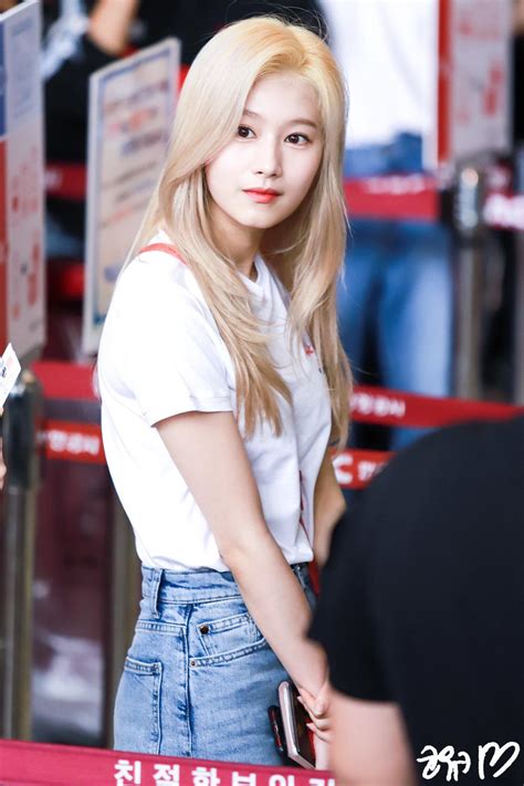 190518 Sana : r/sana