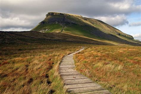 Pen y Ghent is one of the Three Peaks in the Yorkshire Dales Hill Walking, Yorkshire Dales ...