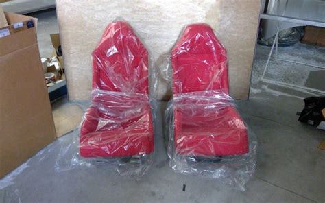 US Spec Ferrari F40 Seats | Rapley Classic Cars LLC