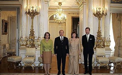 Putin's Palace Interior : A Glimpse At Putin S Palace 10 Years Ago The Moscow Times : Using ...