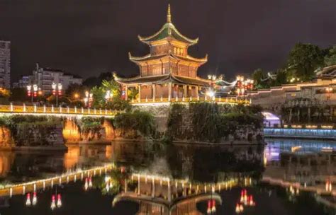 Jiaxiu Tower - A Landmark and Cultural Symbol of Guiyang