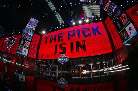 NFL Mock Draft: Patriots get dynamic franchise QB with No. 3 pick | Full Round 1 Projection ...