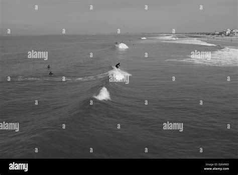 Imperial Beach pier, surfing and fishing Stock Photo - Alamy