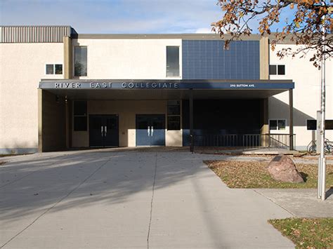 Historic Sites of Manitoba: River East Collegiate (295 Sutton Avenue, Winnipeg)