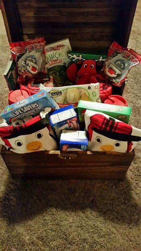 50+ Easy to Make Christmas Eve Box Ideas for Adults and Kids - HubPages