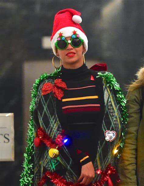 Beyoncé steps out in a Christmas outfit in NYC|Lainey Gossip Entertainment Update