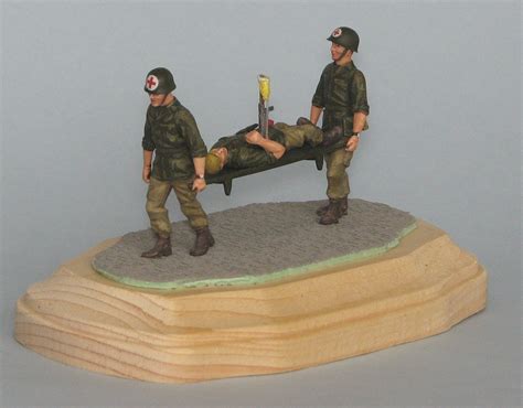 US Stretcher bearers | US Army Medical Corps WW II Italeri 1… | S ...