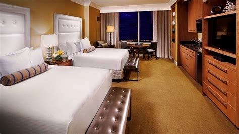 Luxury Trump International Hotel in Las Vegas for $122 - The Travel ...