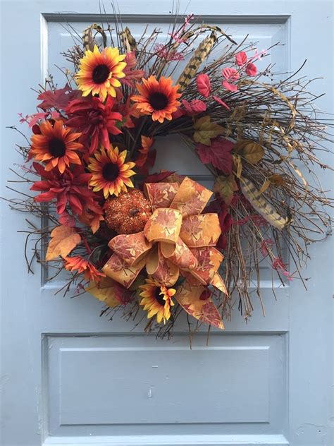 39 Awesome Fall Decoration Ideas for Front Door - decoarchi.com ...