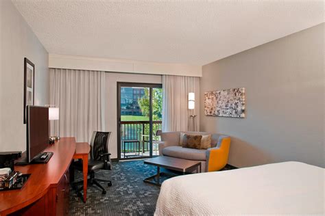 Photos of Courtyard By Marriott Charlotte Ballantyne Area | Marriott Bonvoy