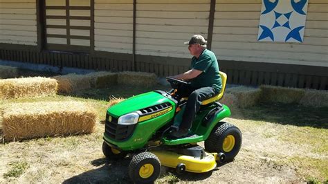 Extreme John Deere E100 Series Mower Handling - YouTube