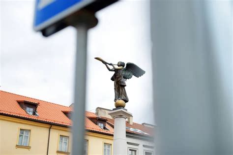 Angel statue Images - Search Images on Everypixel