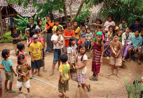 Beliefs & Traditions - Kayan People of Thailand