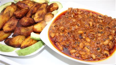 Beans Stew with Fried Ripe Plantains - YouTube