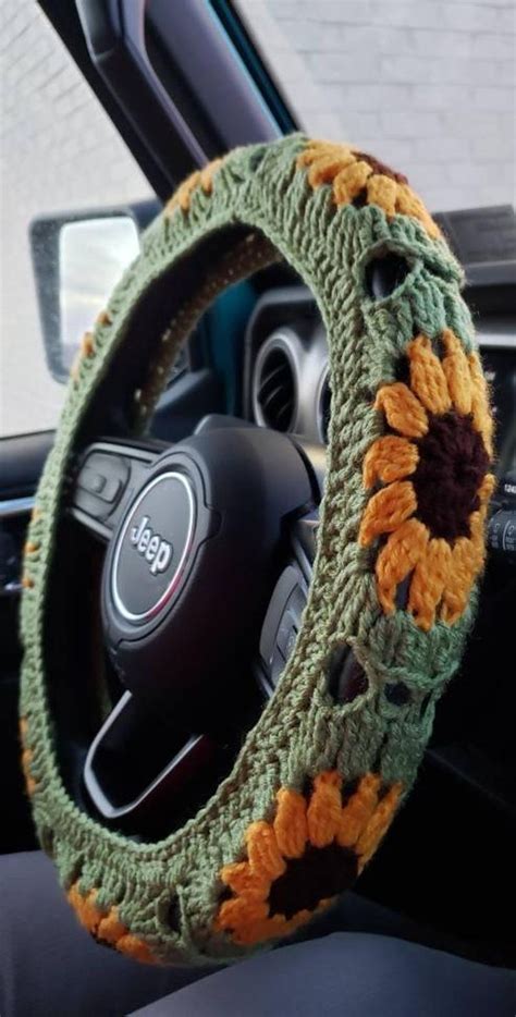 Pin de Allie Lemons em car | Crochê livre, Idéias de crochê, Acessórios para carros