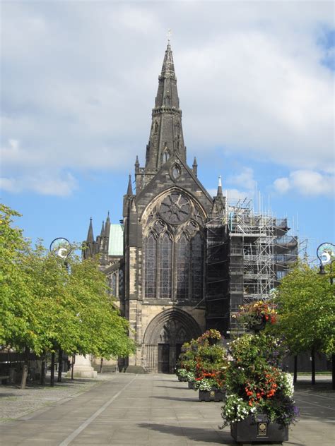 Every Living Thing: Glasgow Cathedral and the Necropolis