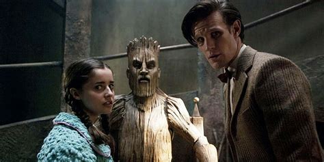 Recenzja: The Doctor, the Widow and the Wardrobe | Whosome