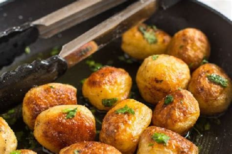 Buttery chateau potatoes | Vegetable dishes, Potato side dishes, Recipes