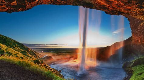 Beautiful waterfall in Iceland wallpapers and images - wallpapers, pictures, photos