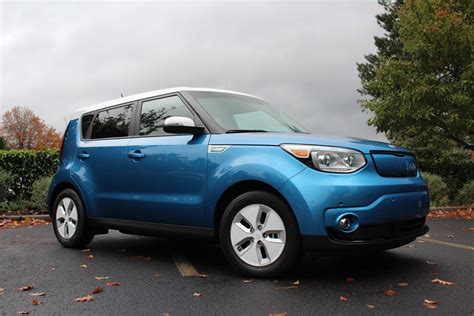 2015 Kia Soul EV Video Road Test