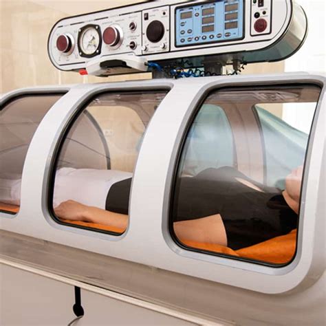 Hyperbaric Oxygen Therapy Benefits, Risks and Side Effects - Dr. Axe