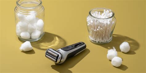 The 4 Best Electric Razors of 2022 | Reviews by Wirecutter